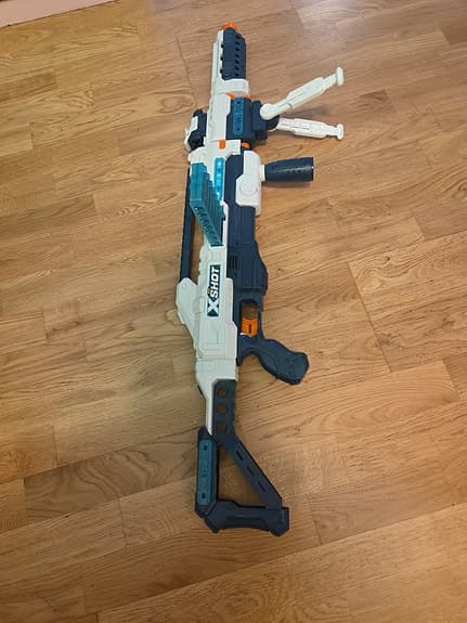 Nerf X-Shot skumgevär vitt/blått