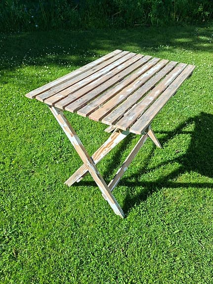 Äldre Trädgårdsbord