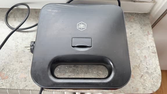 OBH Nordica smörgåsgrill  2-in-1 (svart)