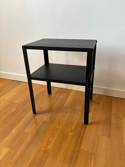 Avlastningsbord, sängbord metall, svart