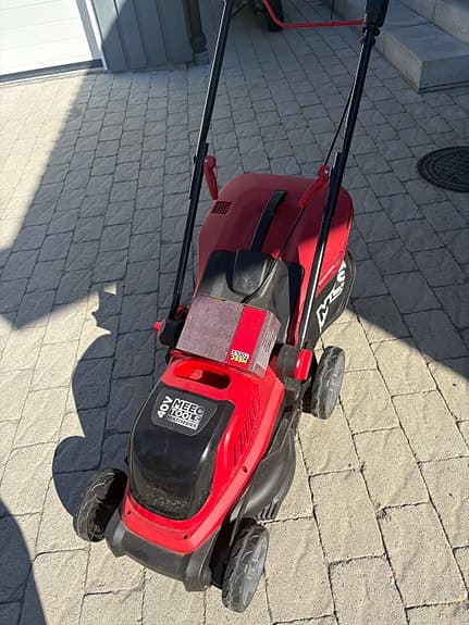Meec Tools gräsklippare röd