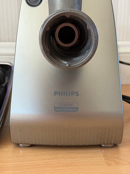 Philips köttkvarn 2000W med tillbehör