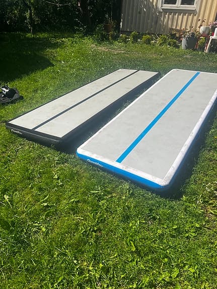 Gymplay Airtrack-paket (2 st mattor + pump + väska)