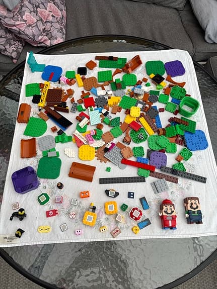 LEGO Super Mario och luigi blandade delar och figurer
