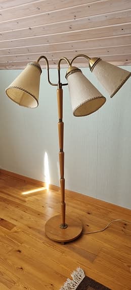 Trearmad golvlampa 50-tal