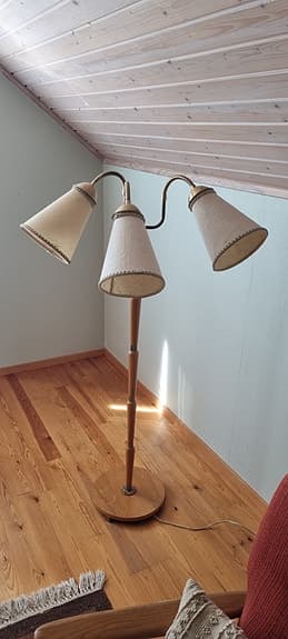 Trearmad golvlampa 50-tal