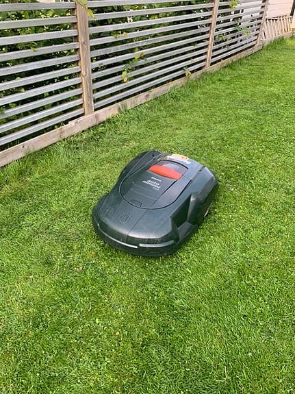 ÅRETS KLIPP! Husqvarna Automower - 210C. Världens enklaste Robotklippare!