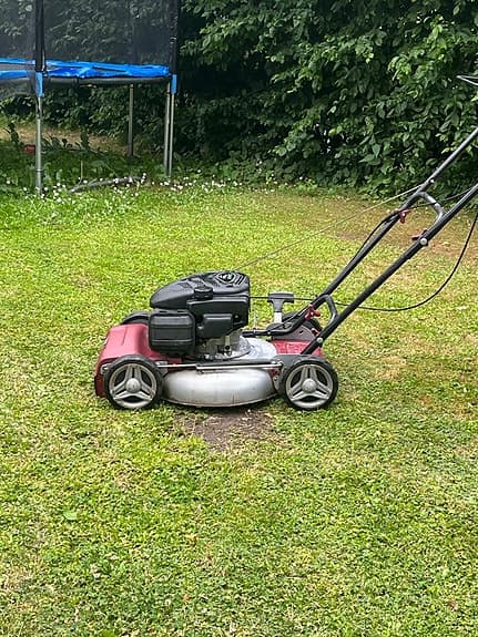 Weibang 4.5 OHV bensindriven gräsklippare röd