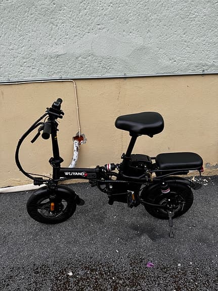 Ihopvikbar elcykel 14”