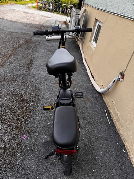 Ihopvikbar elcykel 14”