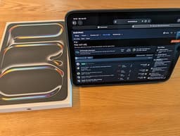 iPad Pro 11" M4 (2024) 256GB Wi-Fi + Otterbox fodral