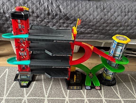 Leksaksgarage
