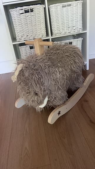 Mammut (gunghäst)