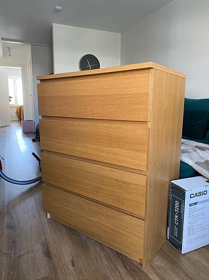 Ikea byrå