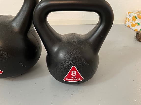 Iron Gym kettlebells 16 kg och 8 kg + dumbbells 5 kg