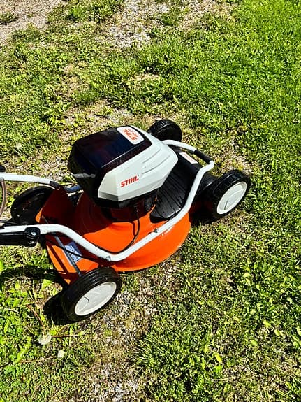 Stihl batteridriven gräsklippare - RMA 2 RT