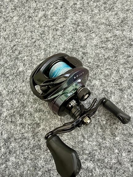 Abu Garcia Spike LP-L lågprofilrulle vänstervevad