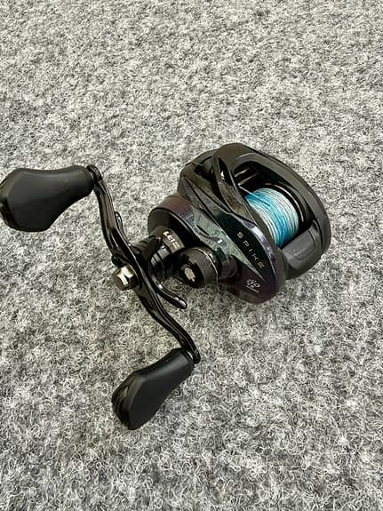Abu Garcia Spike LP-L lågprofilrulle vänstervevad