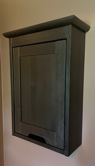 Väggskåp Mörkbrun