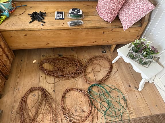 Begränsningskabel och tillbehör till robotgräsklippare