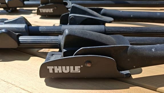 Thule cykelhållare för biltak.