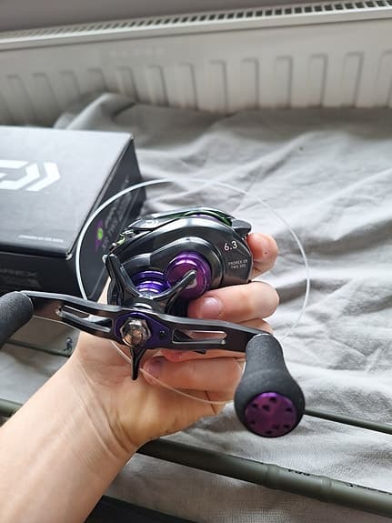 Daiwa prorex 300HL multirulle + Savage Gear Power Game och svartzonker spö
