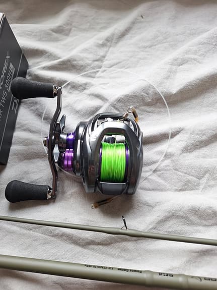 Daiwa prorex 300HL multirulle + Savage Gear Power Game och svartzonker spö