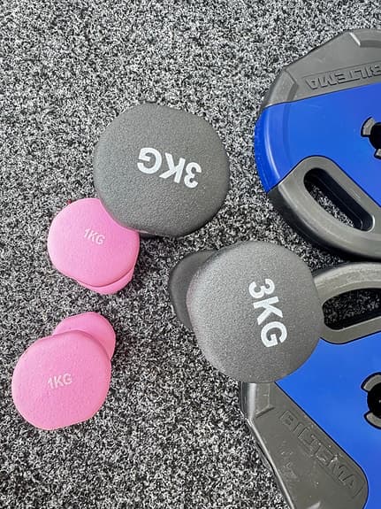 Skivstångsset 20,5 kg med hantlar blå/rosa/grå