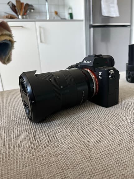 Sony a7iii med tamron 28-75 f/2.8 & batterigrepp