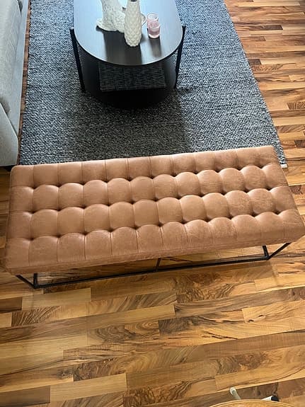 Sittbänk i Skinn / Mio