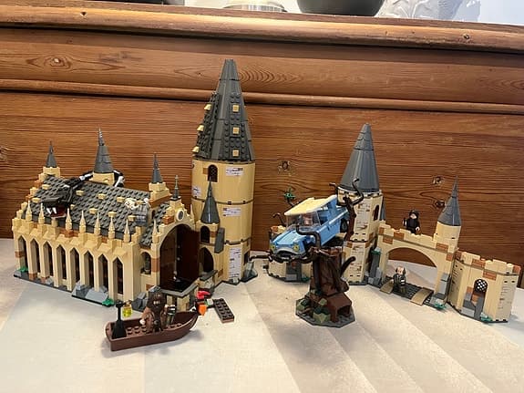 Lego Harry Potter Hogwarts slott med figurer