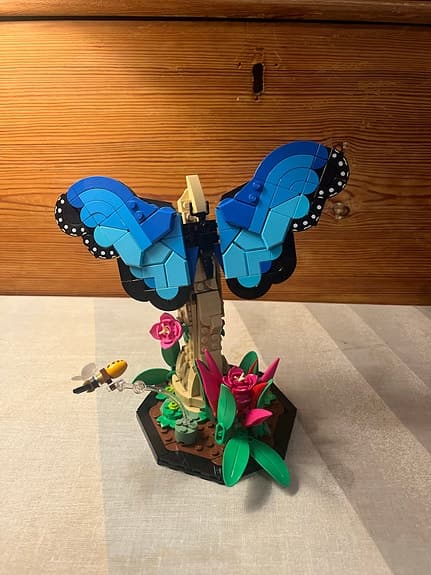 Lego ideas #21342 The Insect Collection
