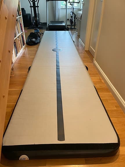 FlipZ H10 Airtrack 5m gymnastikmatta vit/svart