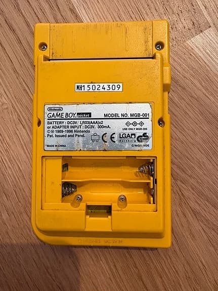 Game boy pocket