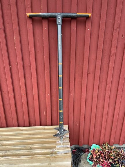 Fiskars jordborr för stolpar svart/orange