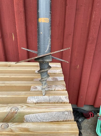 Fiskars jordborr för stolpar svart/orange