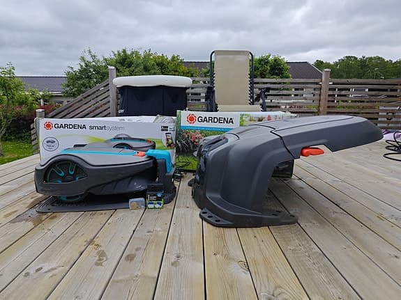 Gardena Sileno med garage och Smart System