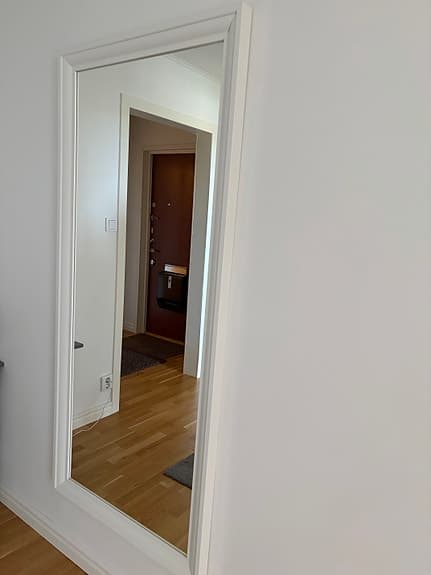 IKEA spegel helkropp väggspegel vit