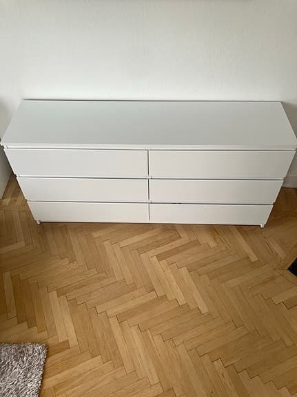 Byrå Malm 6 lådor
