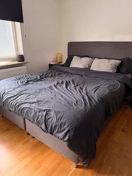 Säng 180x200 cm säljes