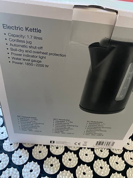 Clas Ohlson vattenkokare 1 liter svart