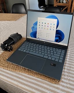 HP laptop 14 tum grå