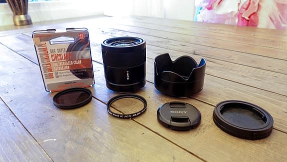 Sony Carl Zeiss Sonnar SEL24mm f/1.8 ZA T Sony E‑mount, m tillbehör
