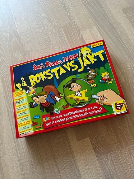 Små Kloka Barn På Bokstavsjakt sällskapsspel
