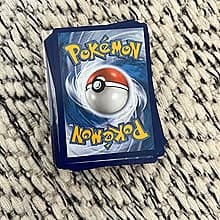 Pokemon kort, böcker och leksaker paket