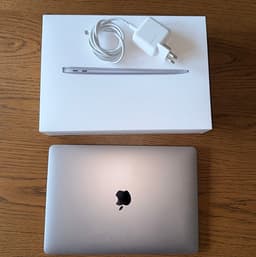 MacBook Air M1 2020 – 8GB / 256GB  13 tum silver