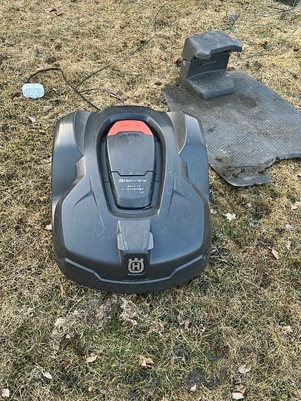 Husqvarna Automower 430X robotgräsklippare med laddstation