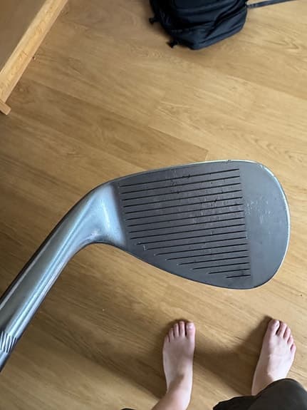 Titleist Vokey SM10 wedge 54° 14F höger