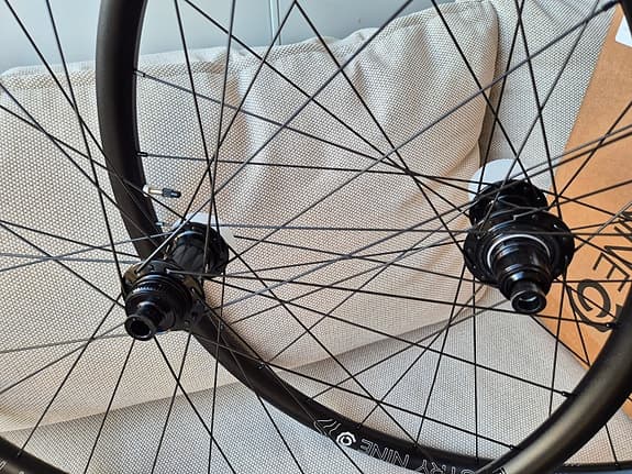 Helny Industry Nine I9 GRCX S