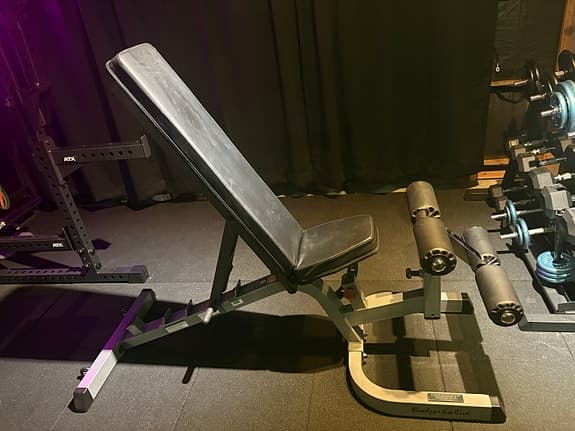 Träningsbänk Body solid GFID71